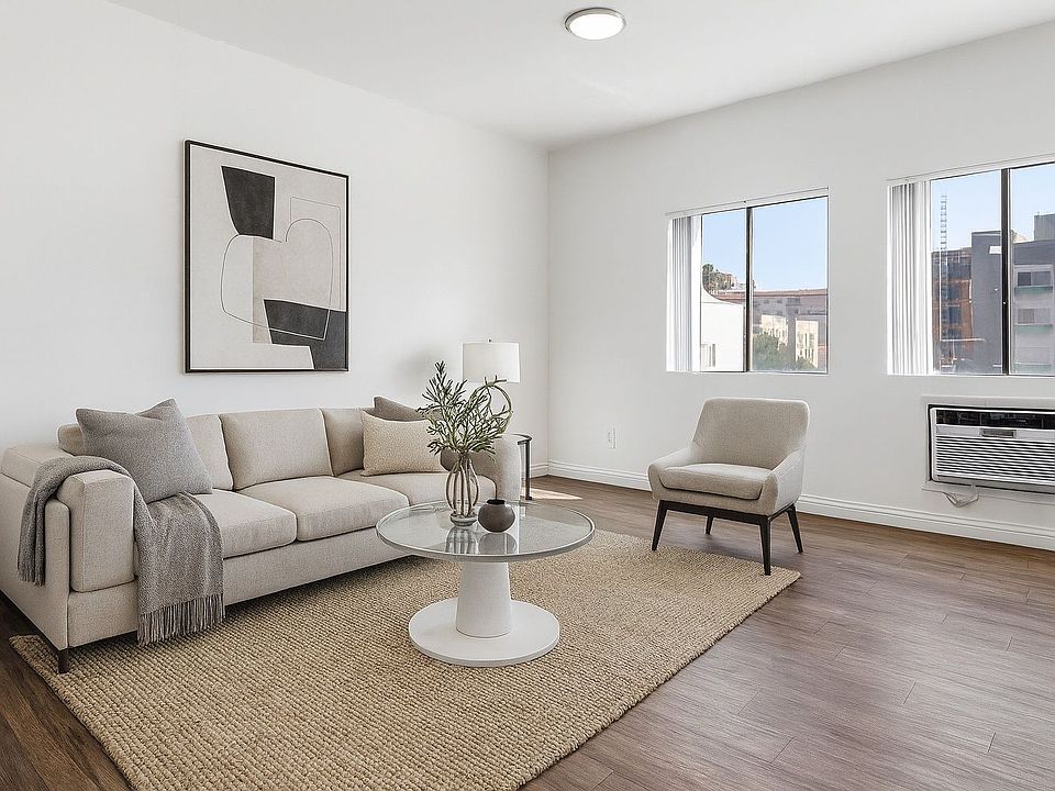 1st image of 600 S Alvarado St APT 415
