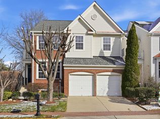 8921 Mayhew Ct, Lorton, VA 22079