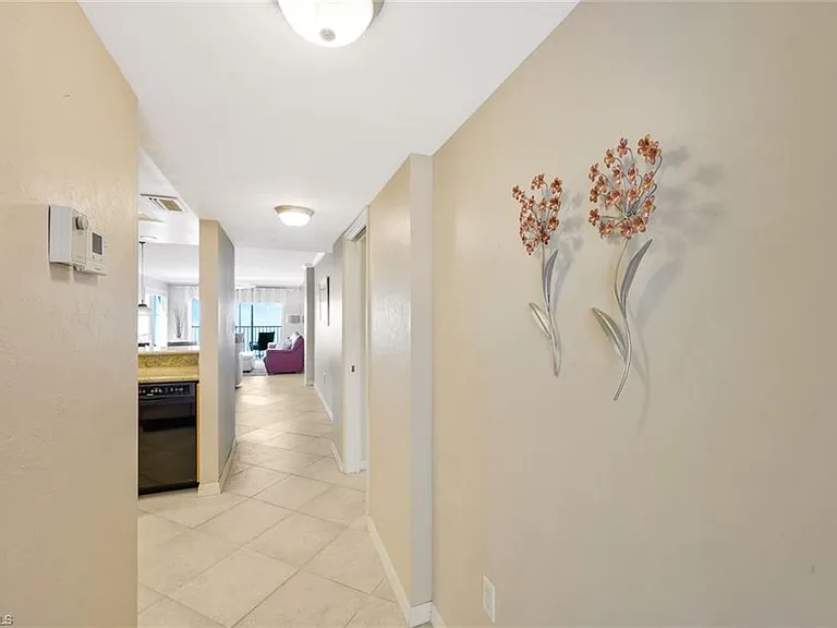 26000 Hickory Blvd #606 — Photo 16