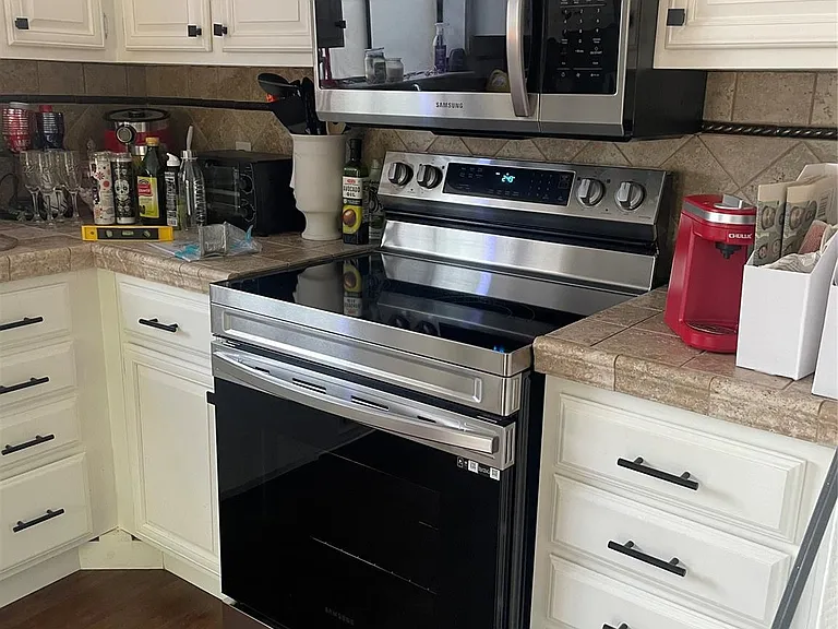 907 Welsh Ave — Photo 6