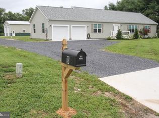 8 Conover Ln, Cape May Court House, NJ 08210