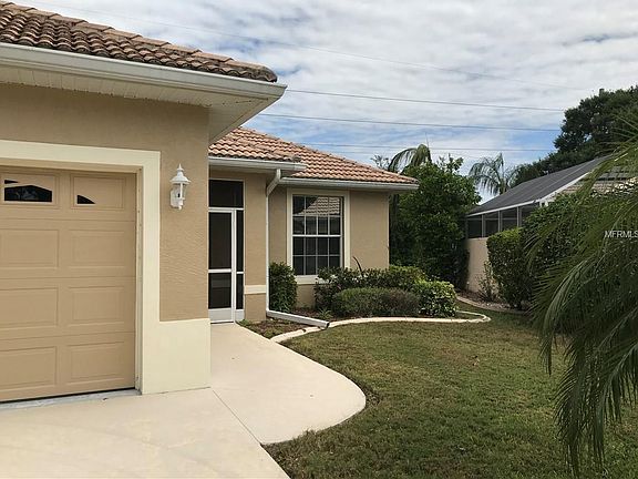 3rd image of 8539 Gateway Ct