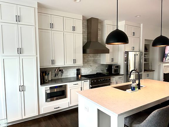 5th image of 1813 Huntington Hills Ln NW