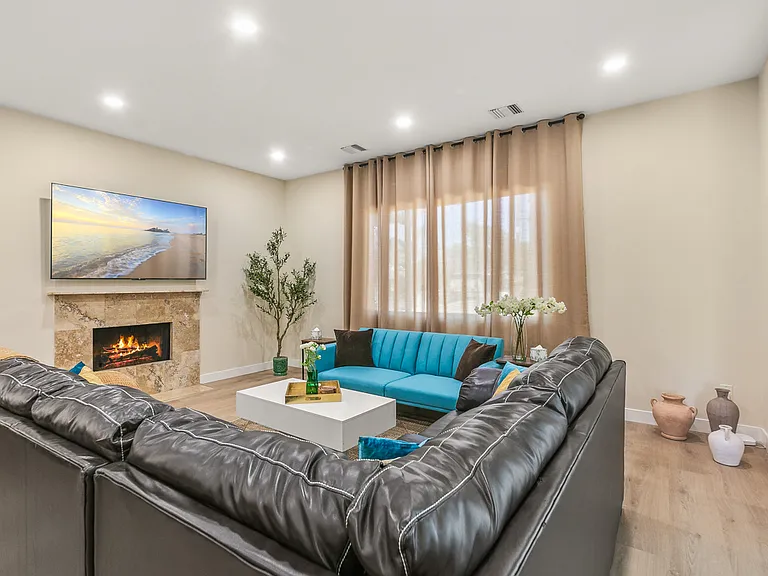 6635 Ben Ave — Photo 8
