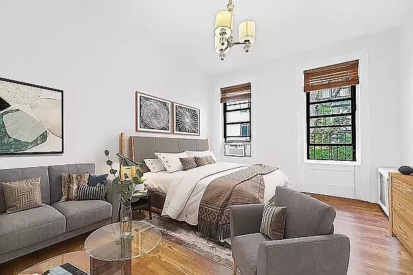 Rented by REAL New York | media 7