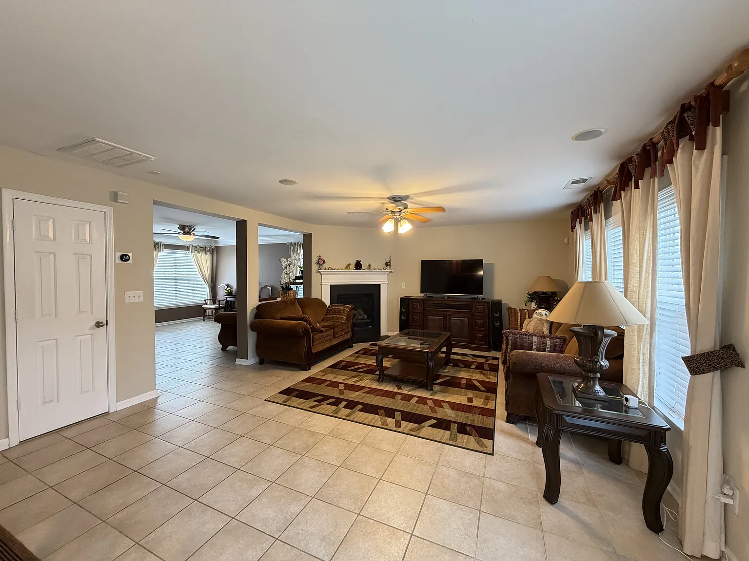 10400 Glenburn Lane - 1 — Photo 4