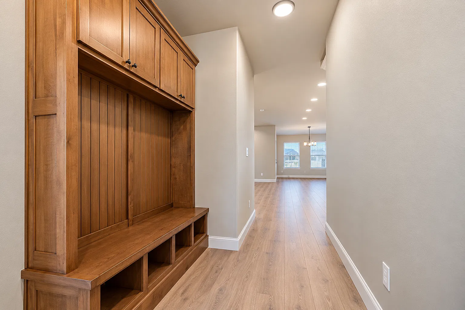 4 bed, 1749 sqft, $2,150 — Photo 4