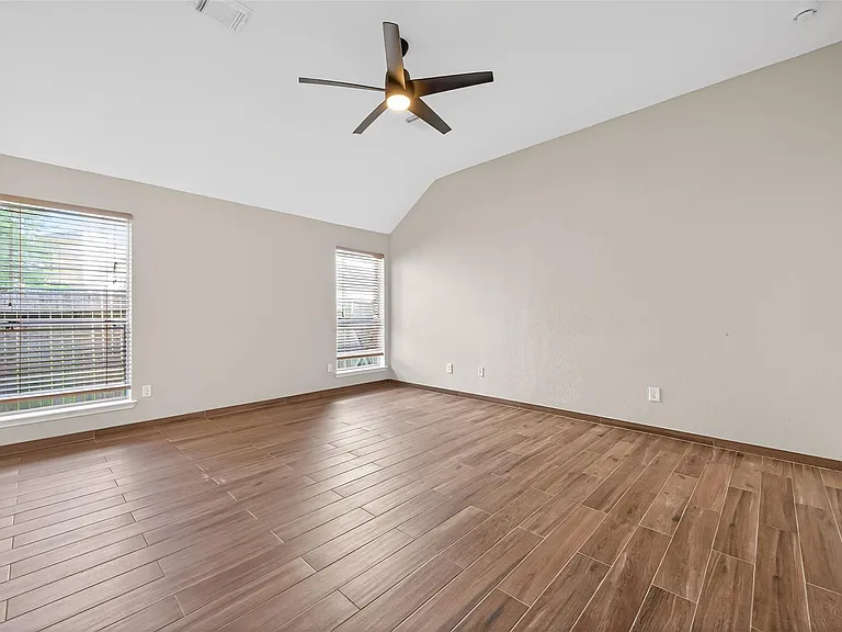 3719 Apple Hollow Ln — Photo 21