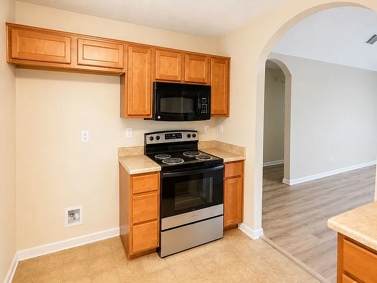 931 Carina Pass — Photo 7