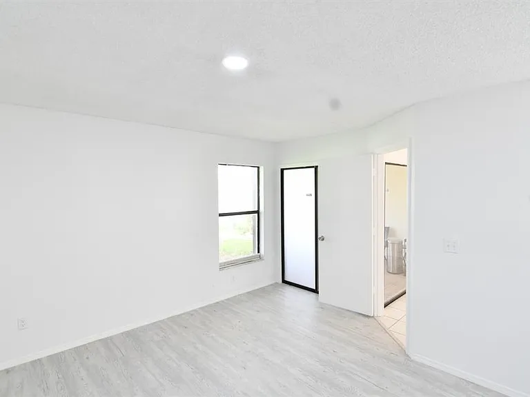 72 Lakepointe Cir — Photo 20