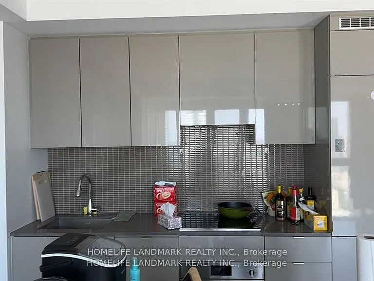 7 Grenville St #3107 — Photo 15