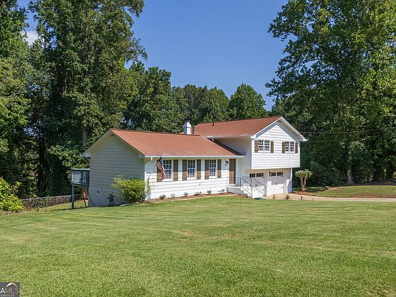 3rd image of 3031 Frankie Ln