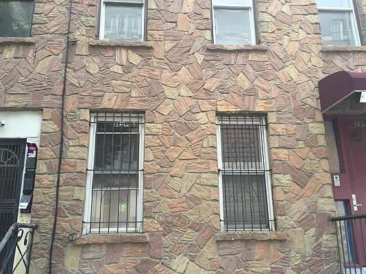 Rented by GFI Realty Services LLC | media 27