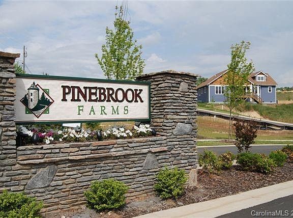 2nd image of 64 Creekside View Dr