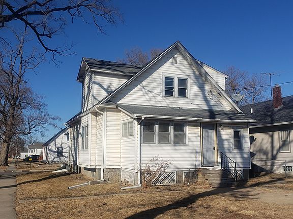 5th image of 3035-B Avenue St N