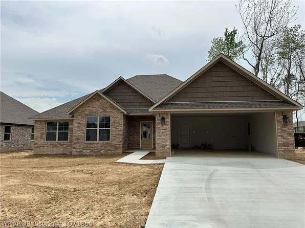 8310 McLaren Dr, Fort Smith, AR 72916
