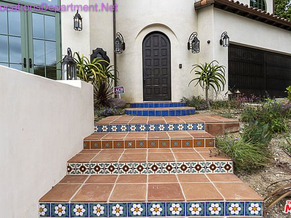 3rd image of 5861 Ridgebrook Dr