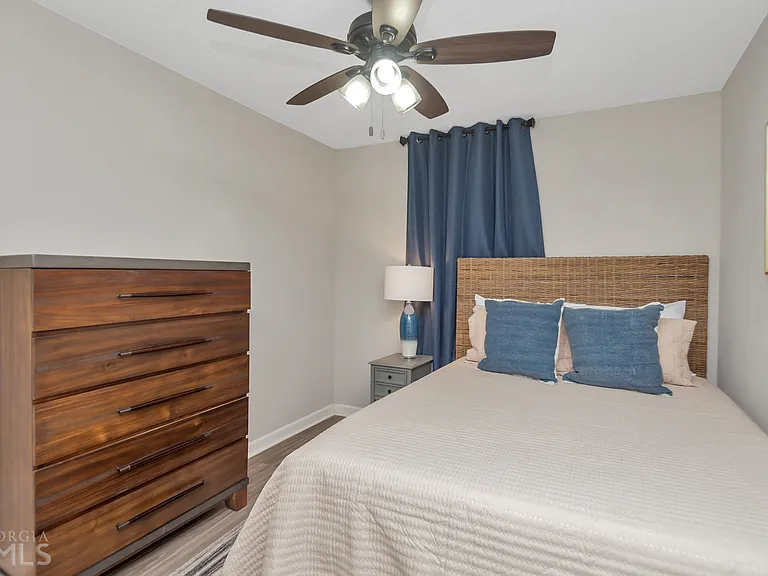 7267 Crestside Dr — Photo 14