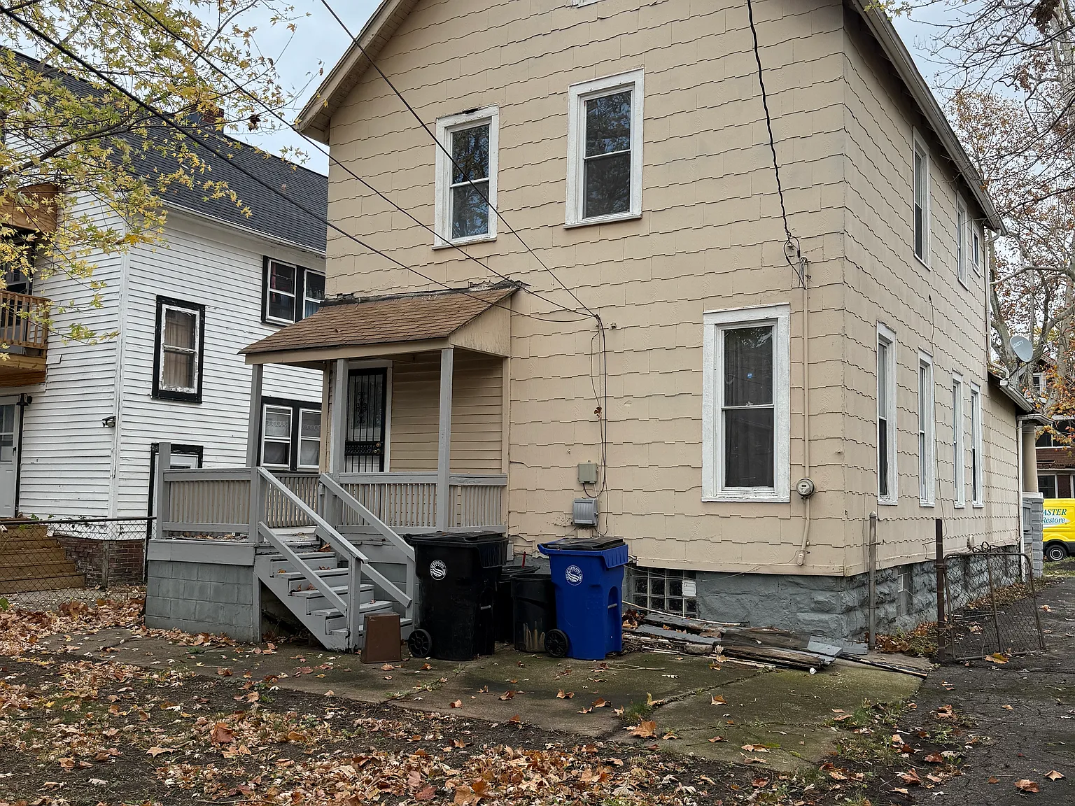 4 bed, $1,350 — Photo 2