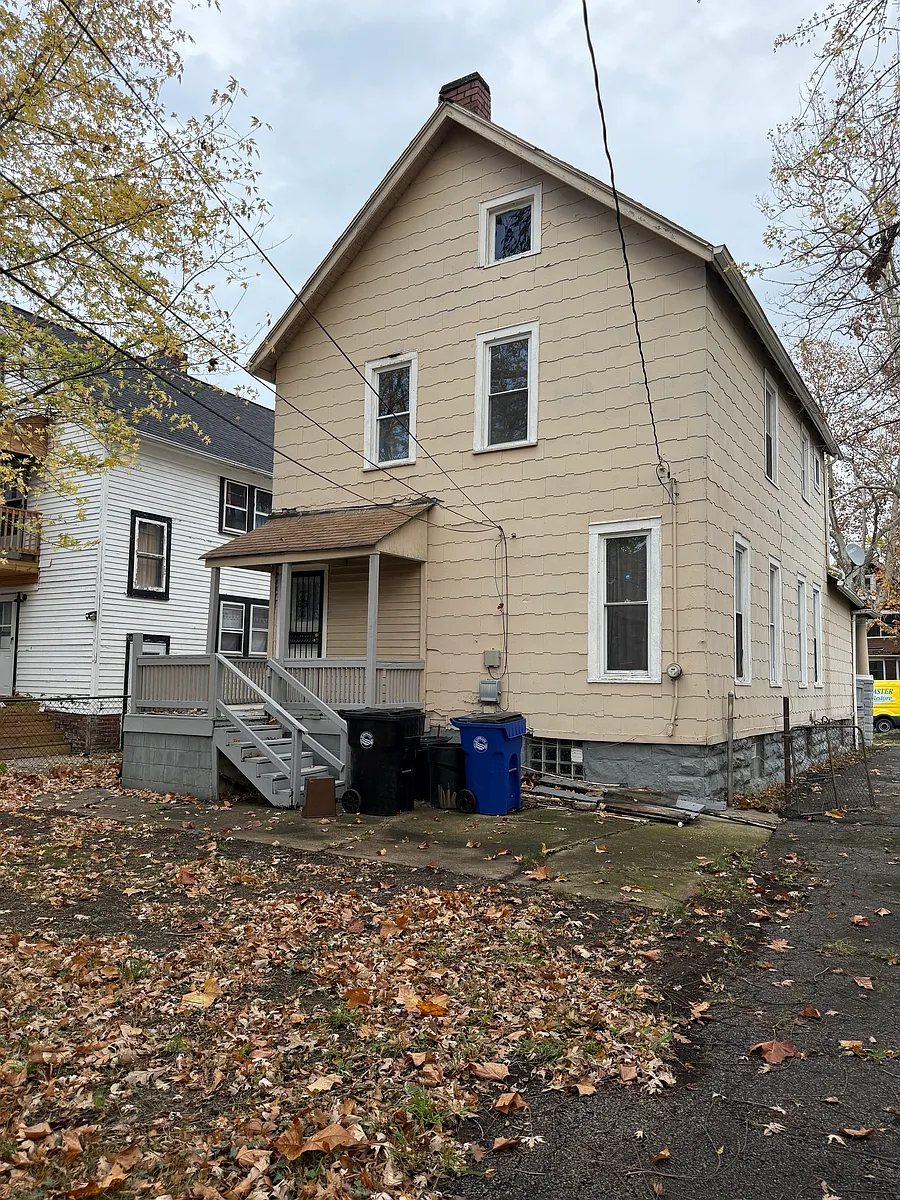 Building Photo - 468 E 143rd St