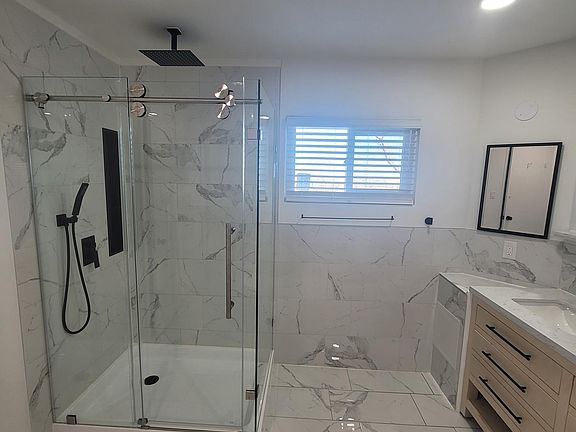 3rd image of 36745 Vista Del Lago St
