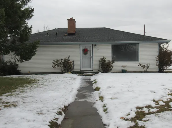1102 E Juniper St, Othello, WA 99344