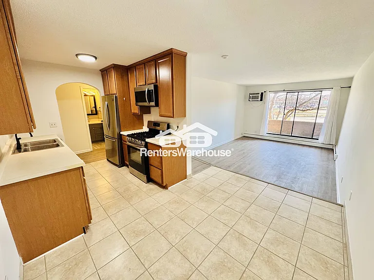 7330 York Ave S #101 — Photo 9