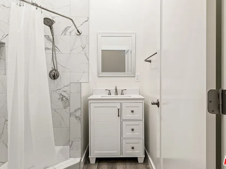 2336 Scarff St #2338 — Photo 18