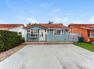 8859 NW 113th St, Hialeah Gardens, FL 33018