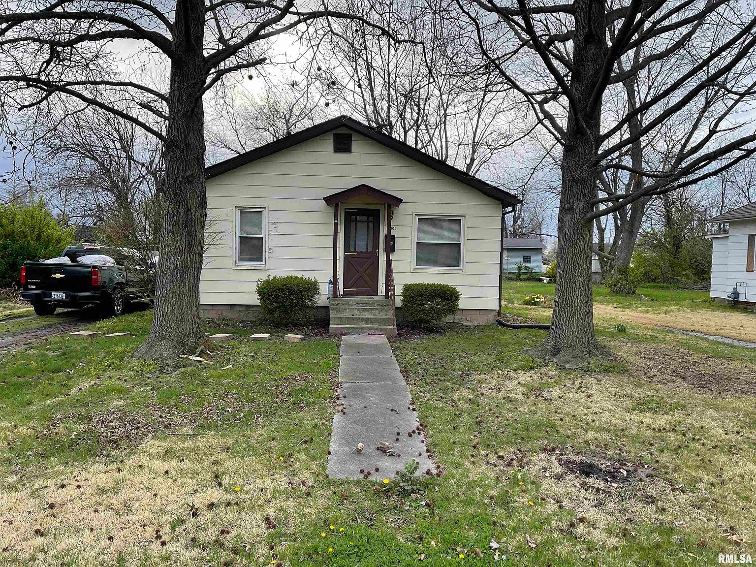 106 S 1st St, Marion, IL 62959 | Zillow