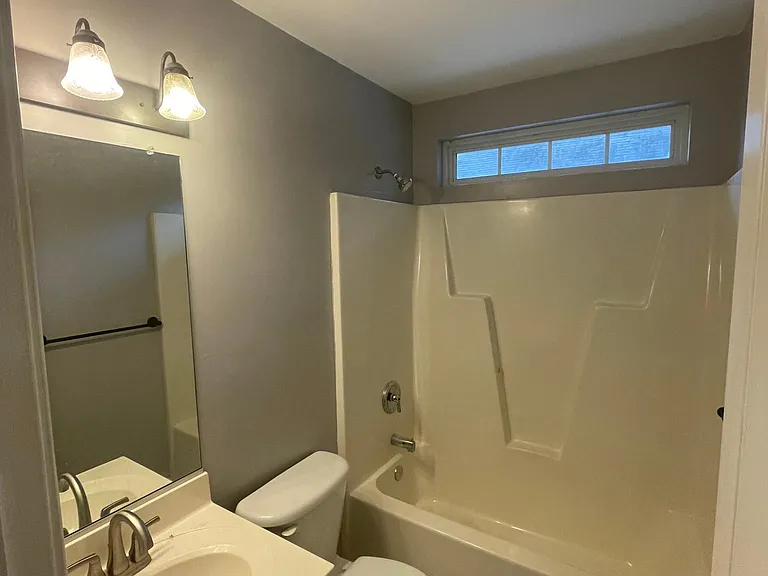 109 N Gum Ave — Photo 15