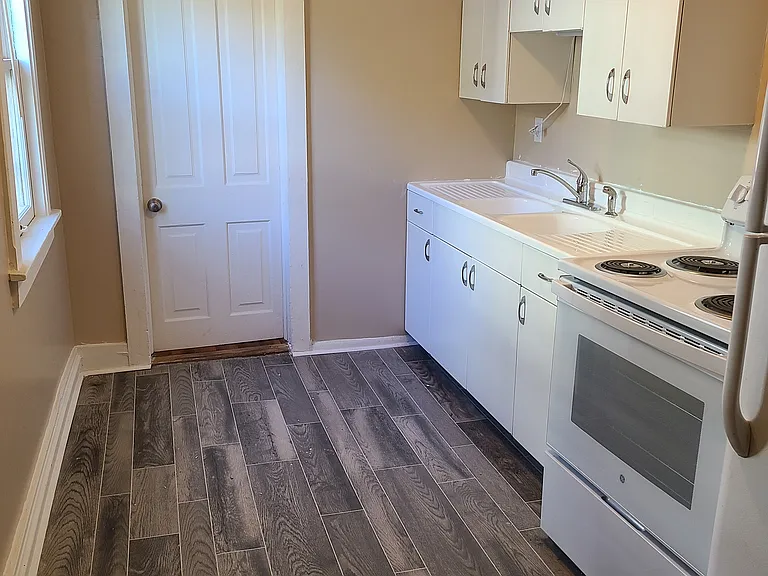 1019 Constitution St #1 — Photo 10