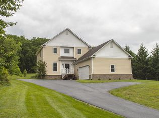 866 Coal Bank Hollow Rd, Blacksburg, VA 24060