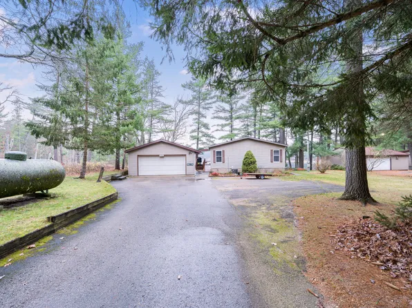 1990 W 40th St, Baldwin, MI 49304