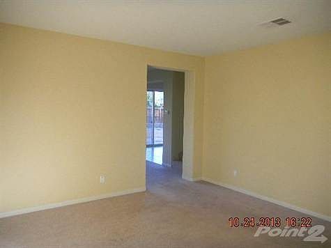 FORMAL LIVING ROOM WITH SPACE FOR DINING