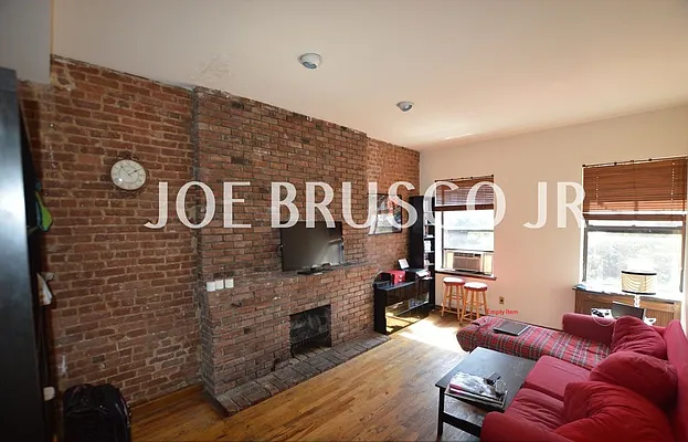 Rented by City Stop Realty | media 6