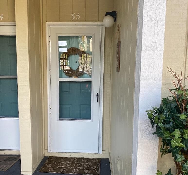 1st image of 6903 N Lagoon Dr APT 35