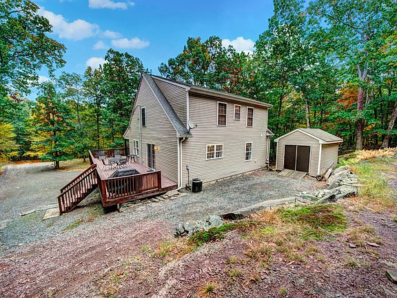 3rd image of 106 Ski Slope Ct