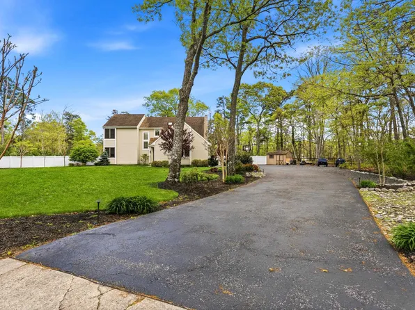 11 Berwyn Dr, Ocean View, NJ 08230