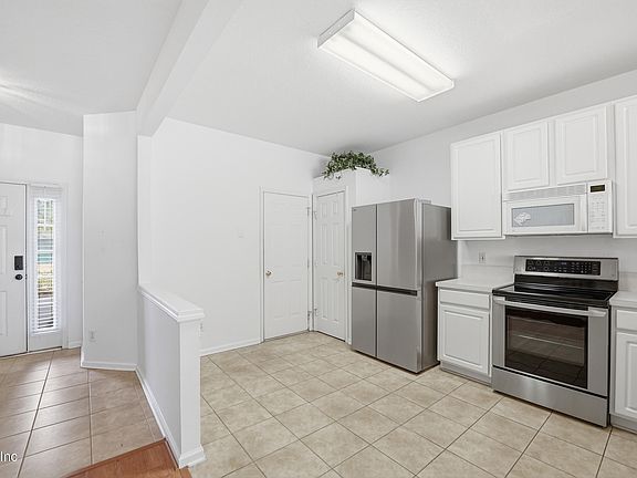 4th image of 7990 BAYMEADOWS Road E #1602