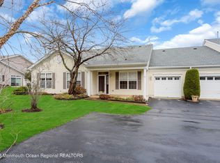 91 Silverlawns Dr, Lakewood, NJ 08701