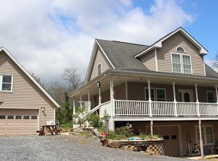 37 Dublin Dr, Bunker Hill, WV 25413