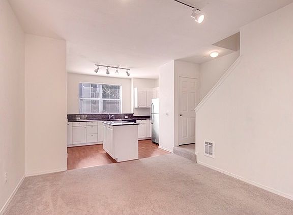 3rd image of 3116 164th St SW APT 1803