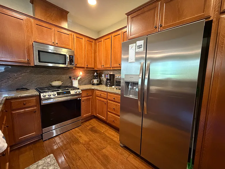 202 Rodin Ln — Photo 3