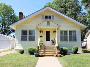 1512 E 11th Ave, Winfield, KS 67156