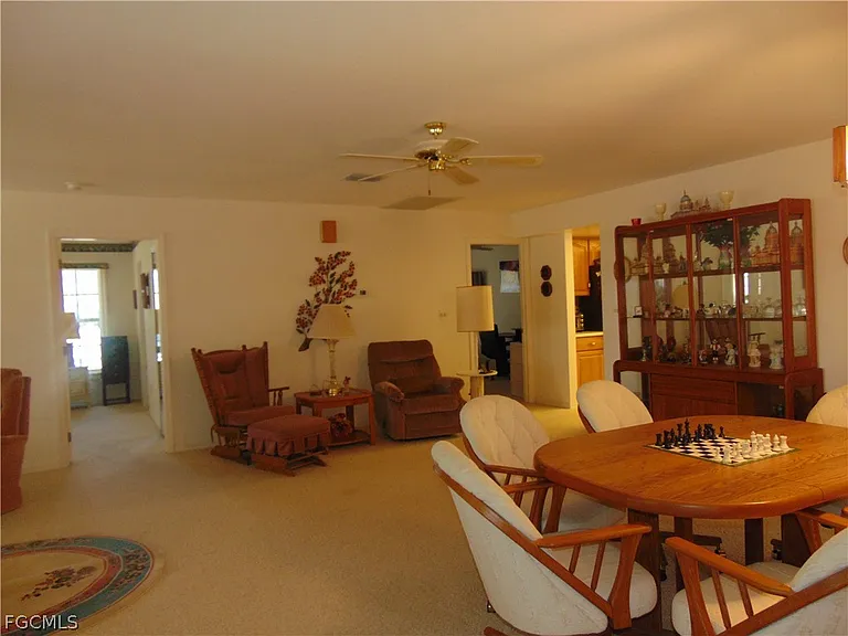 1092 Riverbend Dr — Photo 22