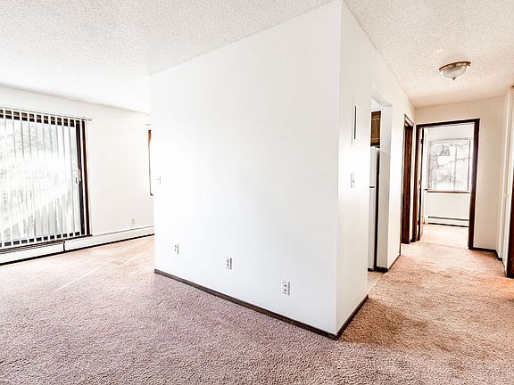 5th image of 2321 Aldrich Ave S APT 114
