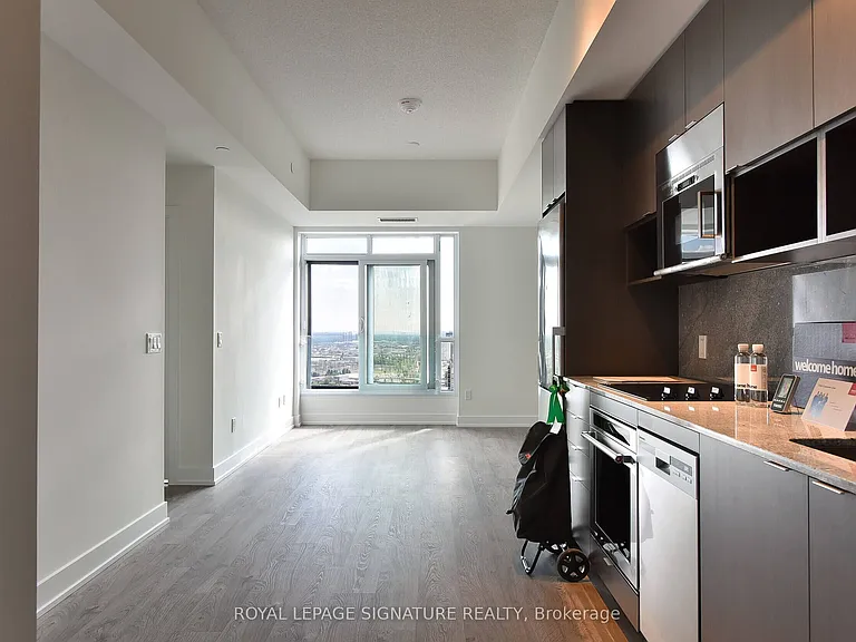 7 Mabelle Ave #3710 — Photo 6