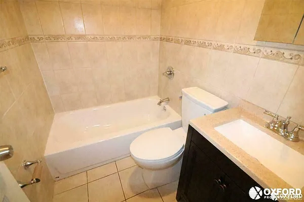 Rented by Oxford Property Group | media 12