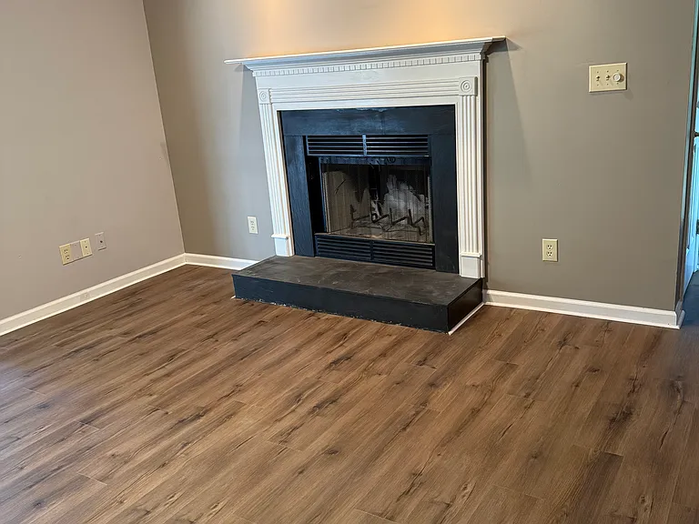 673 Balfour Rd — Photo 2
